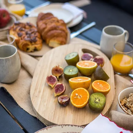 Hillside Near Faliraki עיר רודוס