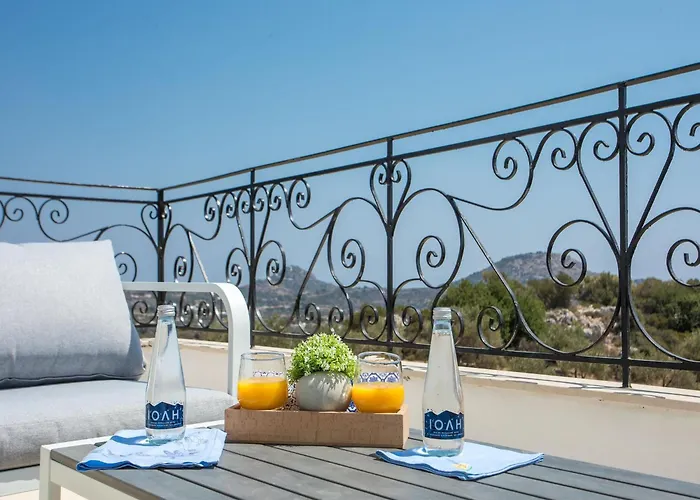 Hillside Near Faliraki וילה